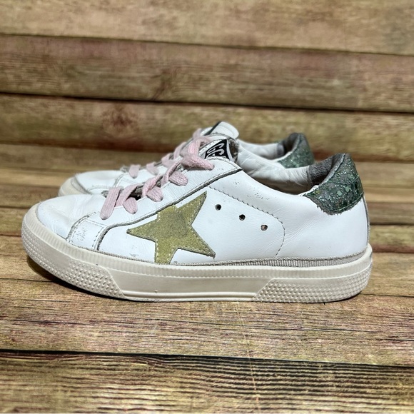 Golden Goose Other - Golden Goose Super Star Low Sneakers